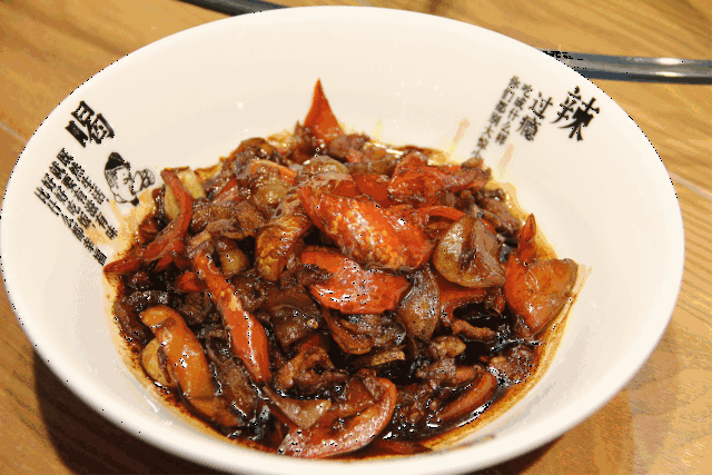 可能会迟到,但决不会缺席 匠心甄选,暖心暖胃 在选材和做法上多番考究