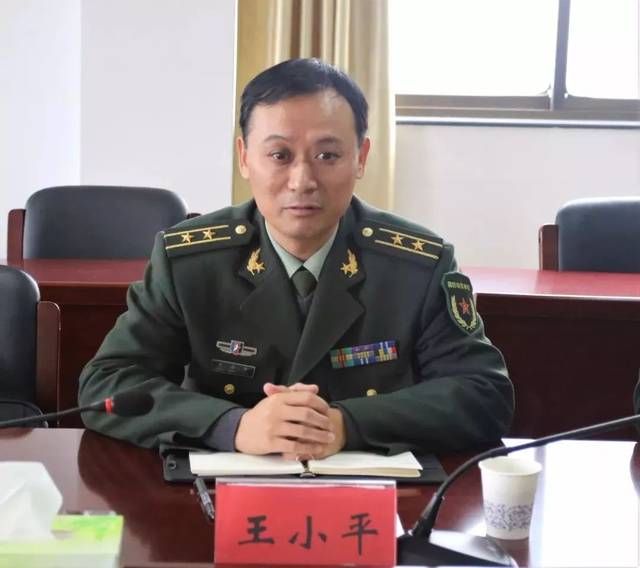 扬州市军分区动员处王小平处长一行来我镇检查验收基层人民武装部和