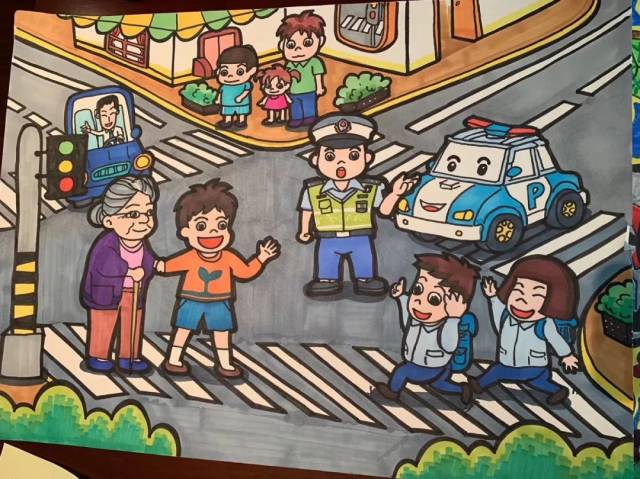 小学生画笔下的警察蜀黍长啥样?