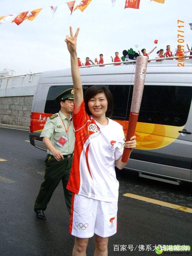 2008年,邢慧娜担任了北京奥运会的火炬传递手.