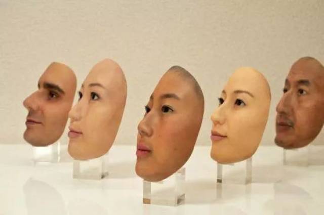 日本高仿真"人皮面具"面世,不只是宅男的福音