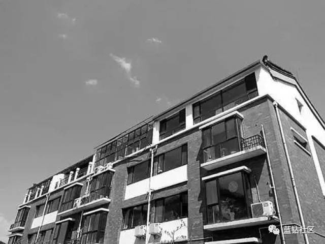 【每日信息】小区私搭乱建,真的是物业管理不