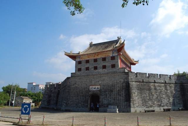 高州长坡旧城(古电白郡,县遗址) 高州 城区有c1路公交车,从笔架山公园