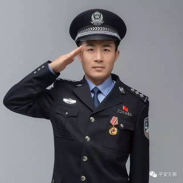 谁?是你心目中的最美警察