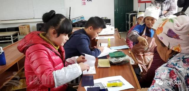 记者蹲点日记：扶贫第一线 母女排头兵