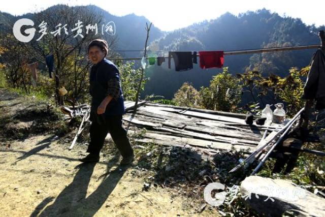 64年,一家三代人的坚守