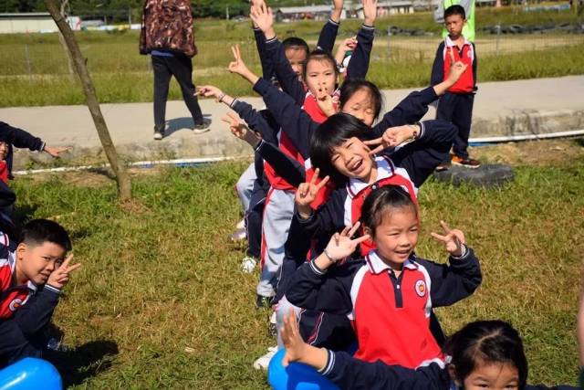 然万物 体验成长快乐--2018年秋季华衍学校中