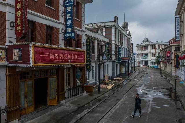 纽约时报:横店影视城的幻想世界
