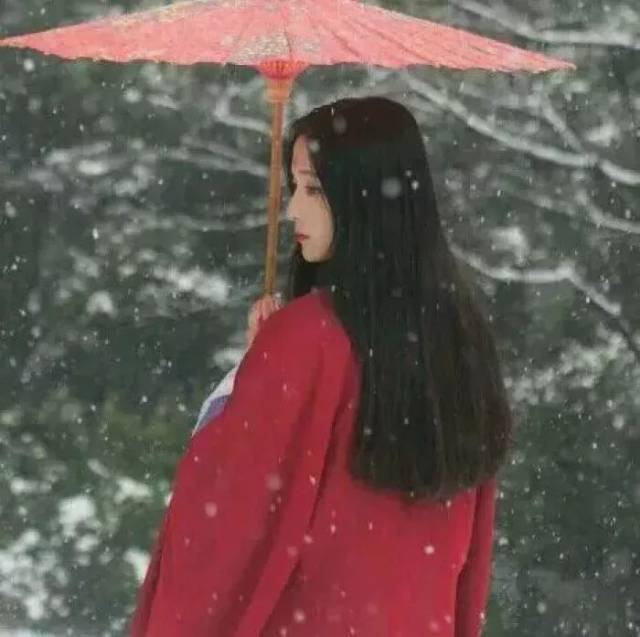 今日份好看的红色系女生头像
