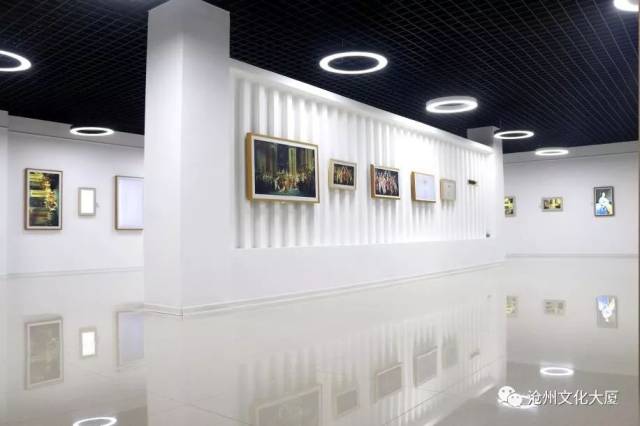数字艺术馆现承接各种摄影展,画展,企业展示等各种展览,欢迎广大客户