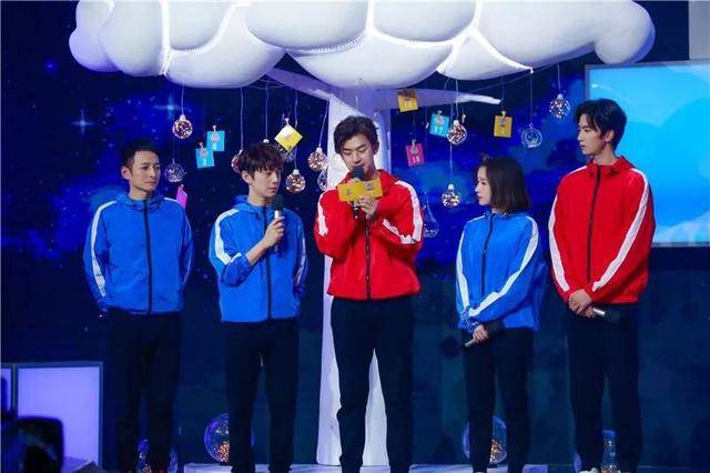 《快乐大本营》用爱发电助孩子实现心愿 为听障儿童寻找康复之光