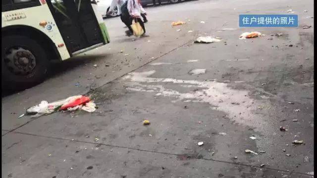 厦门一高楼BT页游,砸中路人!半张脸毁容,他要起诉整栋楼!