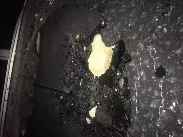 厦门一高楼BT页游,砸中路人!半张脸毁容,他要起诉整栋楼!