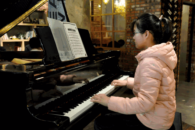 聚集一批音乐爱好者 如果你的音乐素养比较高雅 业余爱好级别的演奏