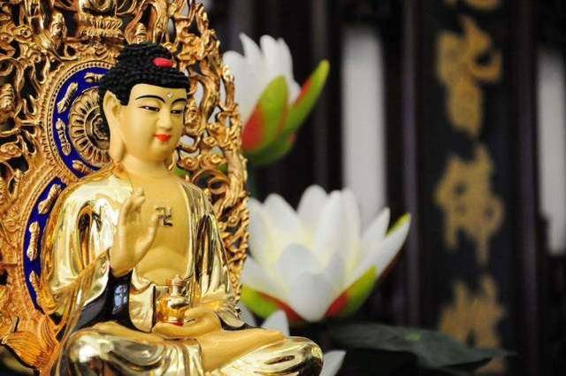 top,5 拘那含牟尼佛