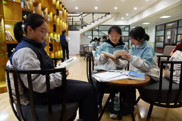 玉环市主题力量迁建用自己的工程开展学校活高中高中东升成长中山市图片