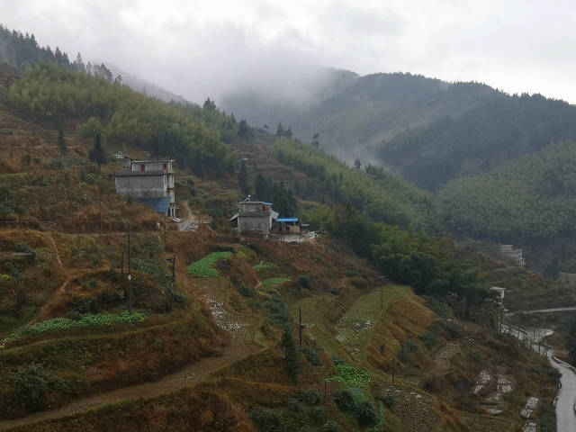 原创旅游扶贫让贫困山区旧貌换新颜 揭秘湖南隆回"花瑶"的前世今生