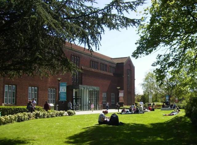 9.南安普顿大学 university of southampton