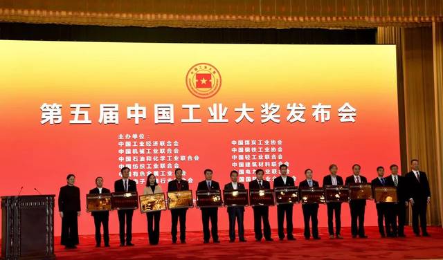 12月10日阅听天下丨新一轮冷空气来袭，明天还会更冷！今天是广东2019年高考报名最后一天