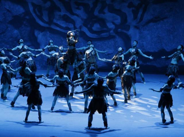 演绎土家风情,大型土家族舞蹈诗《姐郎河》宜昌震撼上演