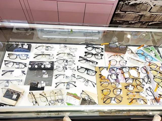 炫酷!斗门这家高大上的眼镜店,品牌镜架享6折优惠!