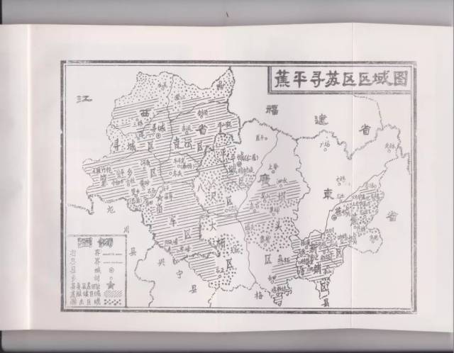 而8个县(市,区)皆为原中央苏区的梅州是"粤东苏区"的主要代表(广东省