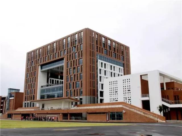 (常州市田家炳高级中学)