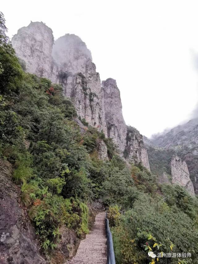 福地果有仙山大若岩十二峰