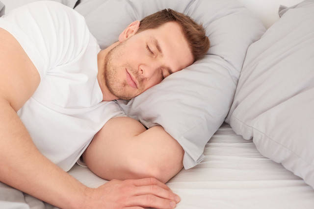 男生怎样提高睡眠质量,男生睡觉很容易出现哪些问题
