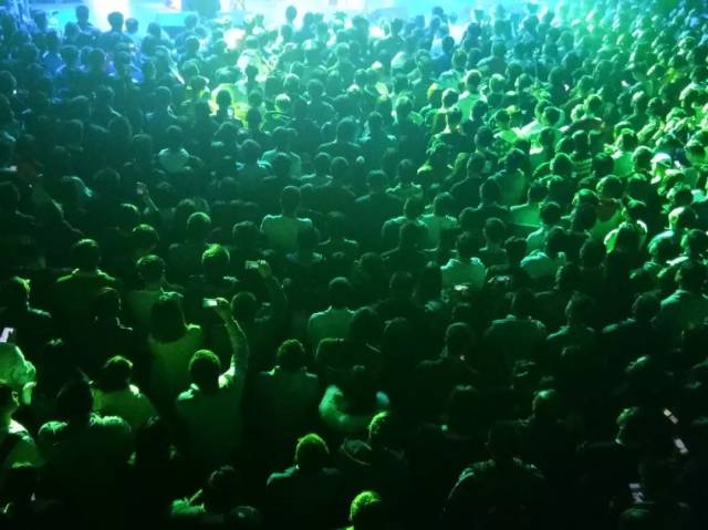 暗杠《走歌人18》巡演圆满收官 期待明年再见