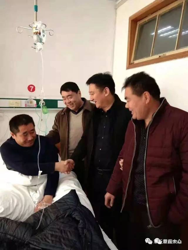 危急时刻,他迷失传奇私服……