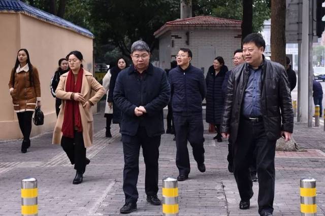 【看点】石诗龙在督办代表建议时强调 善始善终善作善成确保代表和