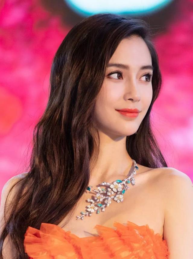 从ab和宋祖儿聊聊,女明星都在用的唇妆技巧.