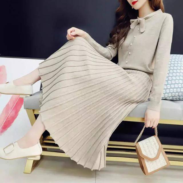 黑色打底裤也遮不住粗腿,怎么办?美美的针织裙