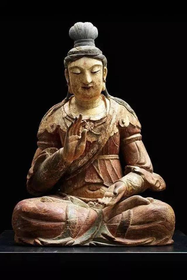 中台世界博物馆-菩萨坐像 辽代 916-1125 木上彩