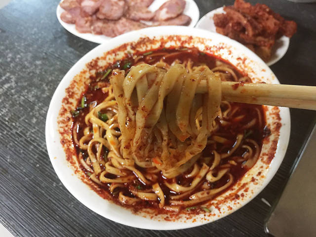 这儿真的是最正宗的麻辣面,听你们的果然没错!
