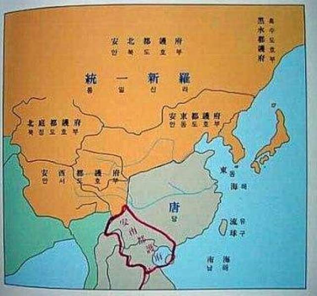 下图是一张韩国历史书中的地图,在这张地图中,新罗的领土从北冰洋直
