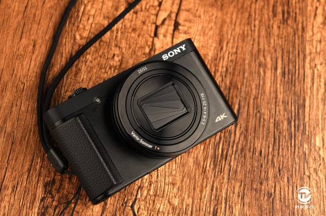 轻盈机身大变焦实力 索尼数码相机dsc-hx99外观评测