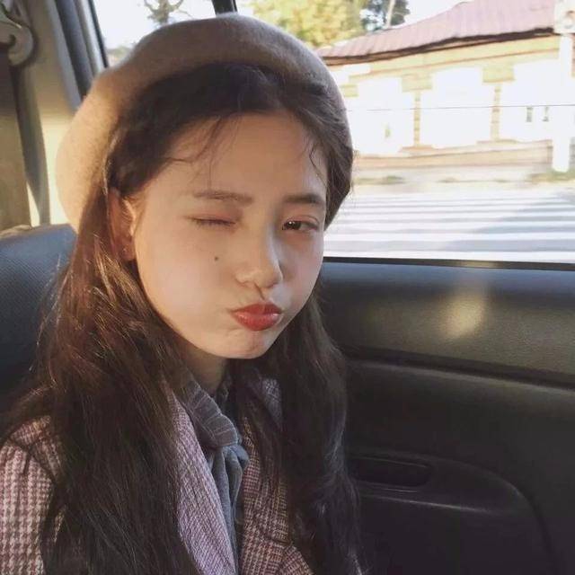 女生头像,生命中必有裂缝才能照进阳光