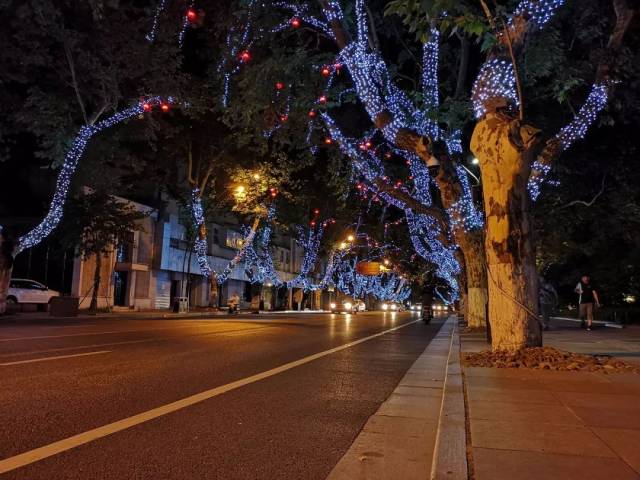 断桥,雷峰塔,南山路…绝美夜景都在这儿!