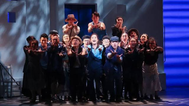 焦虑 | 纯真女孩、风流老妈和三个魅力老爸的跨