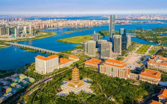 厦门,勇立潮头!庆祝改革开放40周年,厦门这三人获表彰~