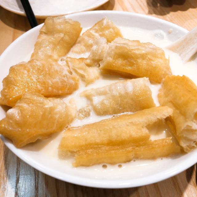 宵夜早点 豆浆油条