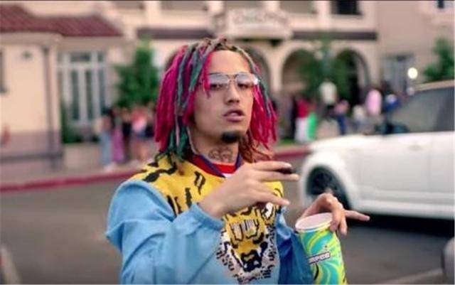 美国辱华说唱歌手lil pump