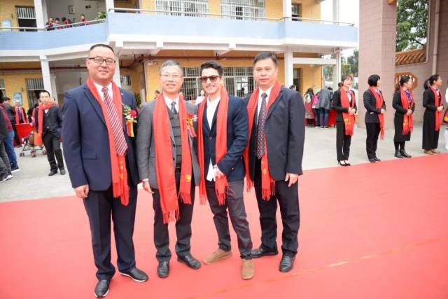 砥砺前行三十载不忘初心铸辉煌桂凤中学迎30周年校庆