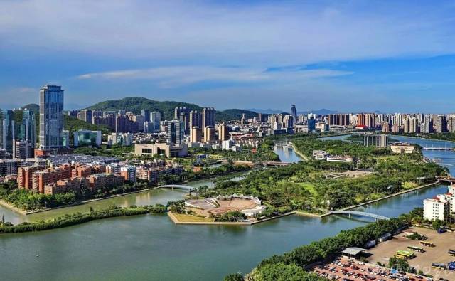 厦门,勇立潮头!庆祝改革开放40周年,厦门这三人获表彰~