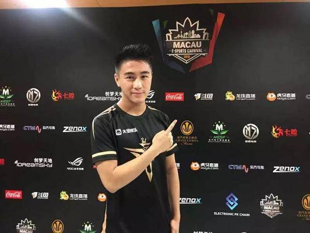 一个月、一亿观众、一场年轻人的狂欢:英雄联盟的2018