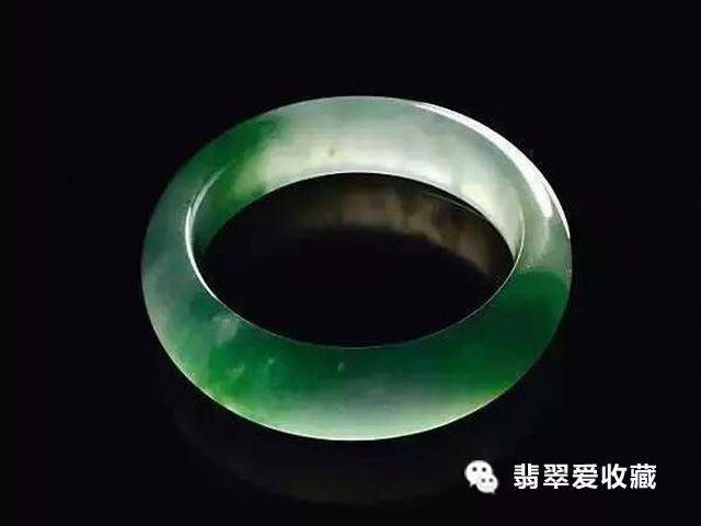 什么样才是真正的玉镯 0524071027ba4c4c944fd59b67b9e0b8.jpeg