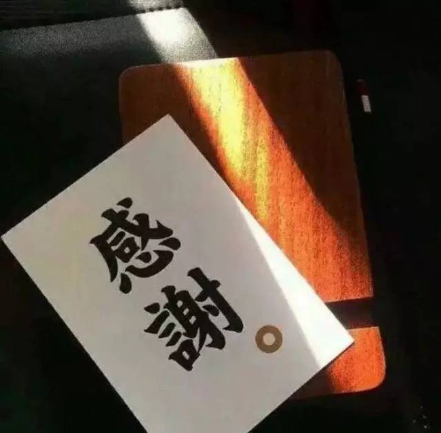 黑色系背景图:这组图真绝了