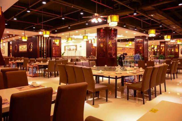 中华茶楼翔龙国际店开业啦 全场5折!